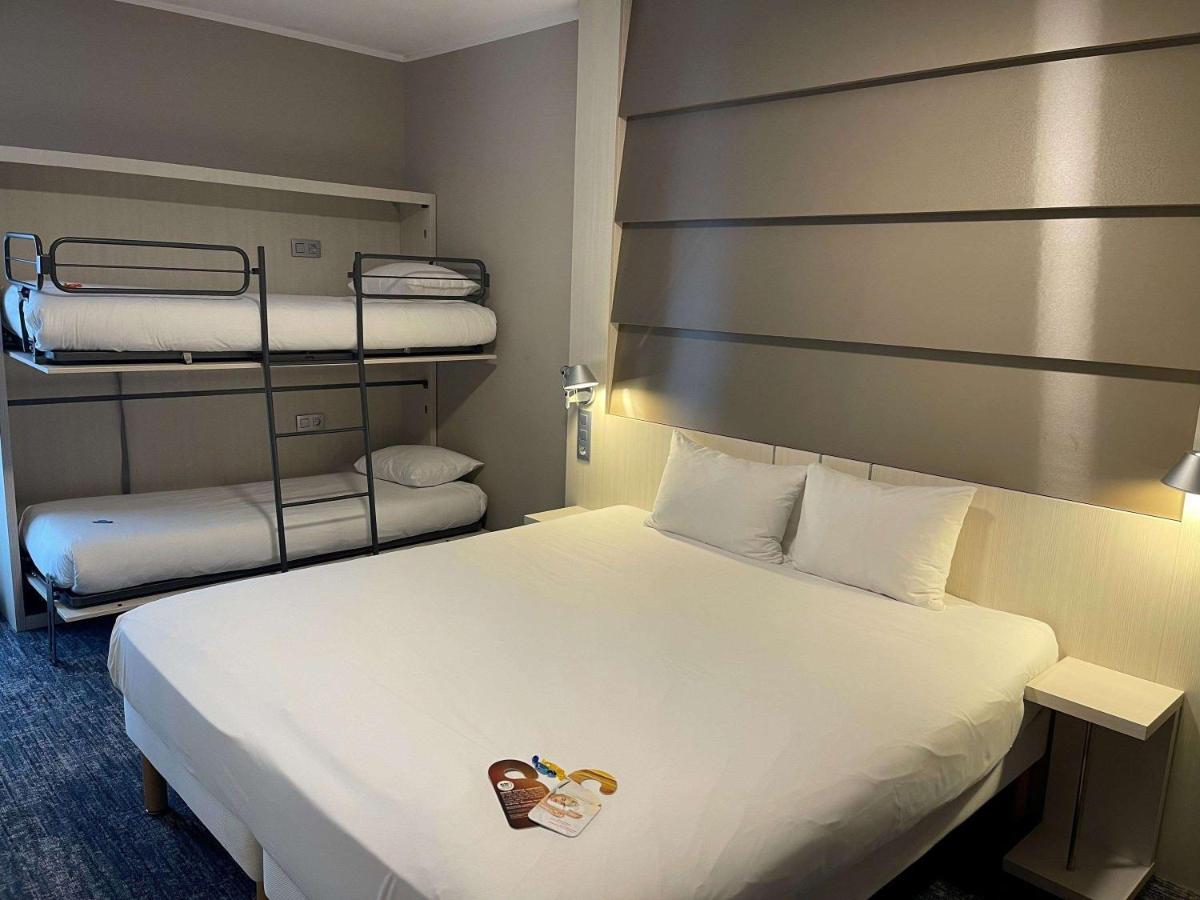 Ibis Styles Nivelles Hotel Екстериор снимка