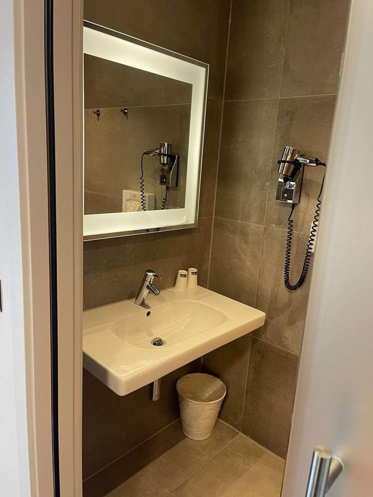 Ibis Styles Nivelles Hotel Екстериор снимка